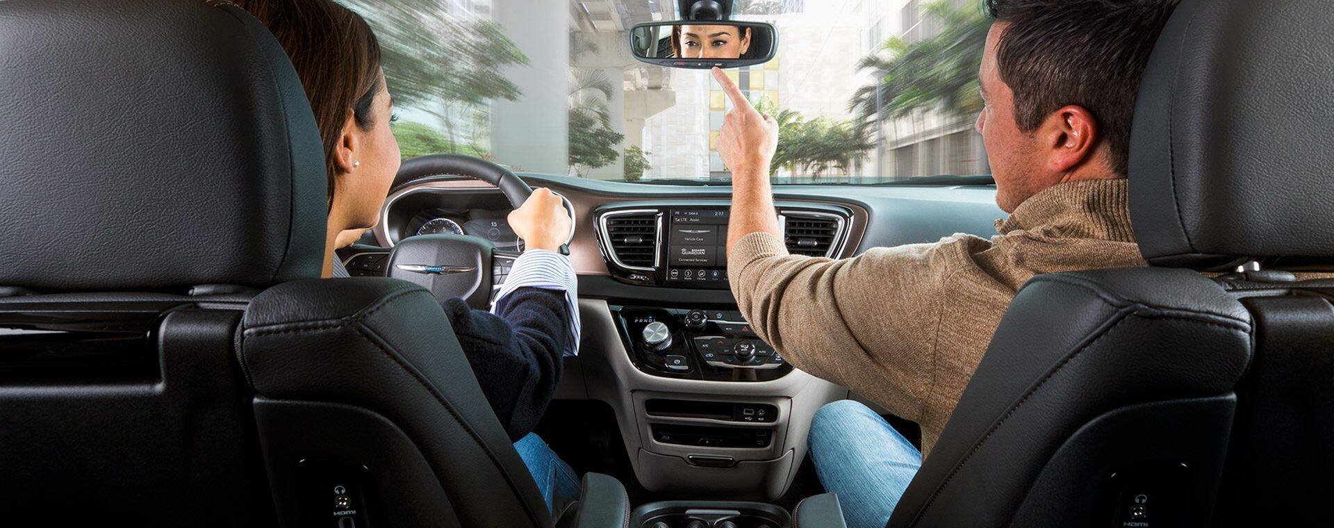 Uconnect System Connectivity Features Chrysler